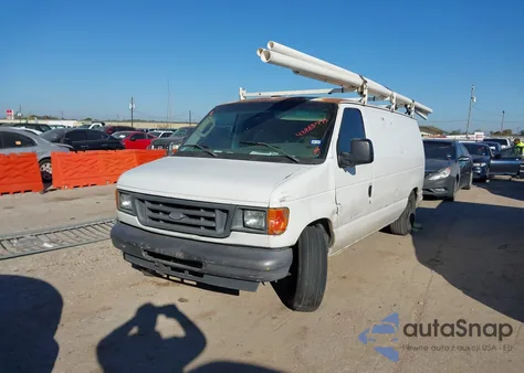 2006 Ford E-150 Commercial/Recreational z USA, uszkodzony, nr VIN 1FTRE14W16HA27943